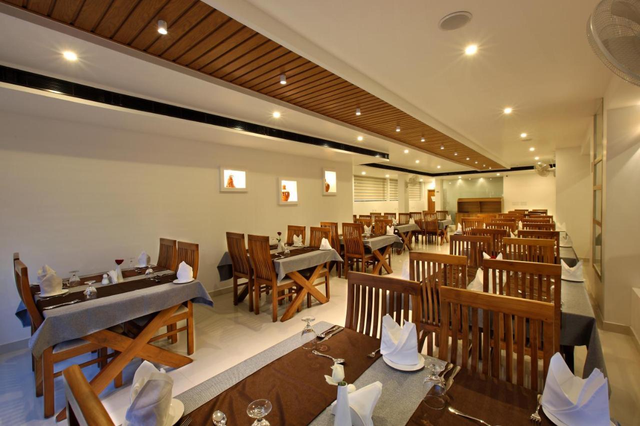 Hotel Novark Munnar Kallar Vattiyar Exterior photo